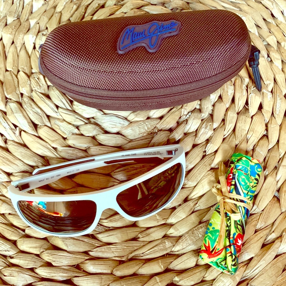 Men’s Maui Jim Island Time Sunglasses!! 😎